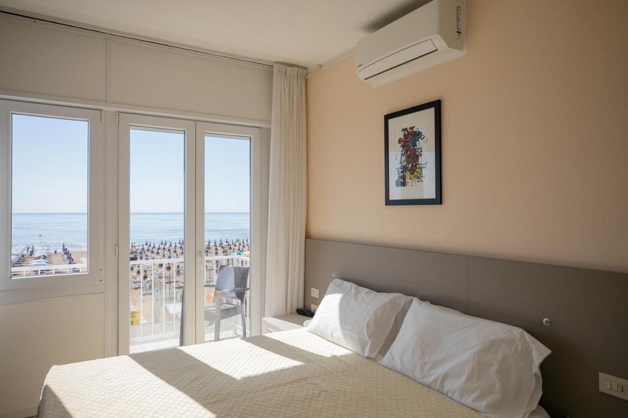 Hotel Boston 3 Stelle Superior Frontemare 利多迪迪耶索洛 外观 照片