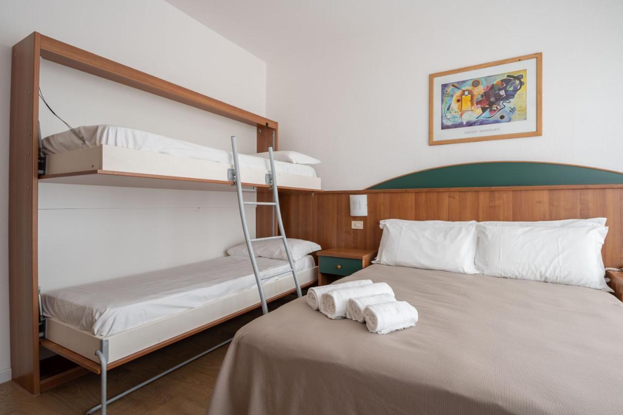 Hotel Boston 3 Stelle Superior Frontemare 利多迪迪耶索洛 外观 照片