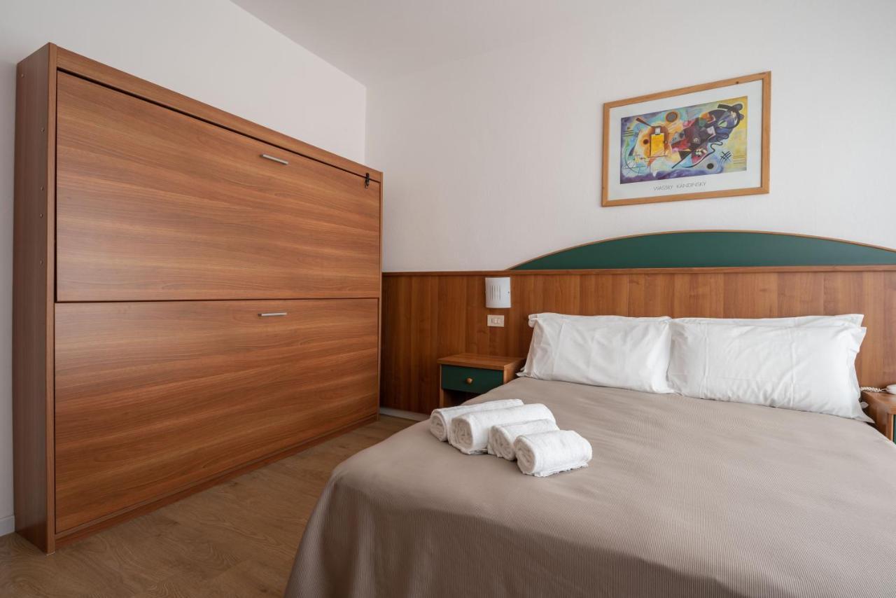 Hotel Boston 3 Stelle Superior Frontemare 利多迪迪耶索洛 外观 照片