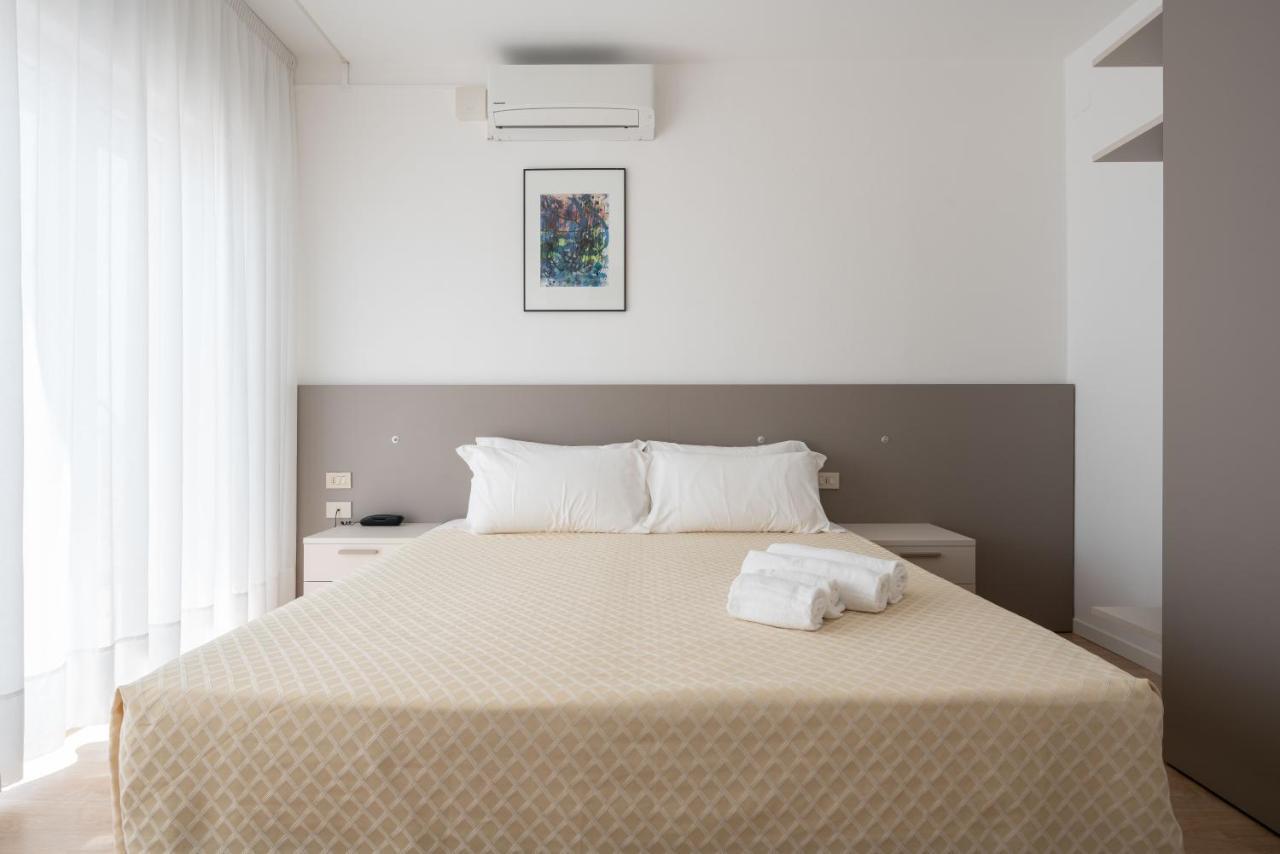 Hotel Boston 3 Stelle Superior Frontemare 利多迪迪耶索洛 外观 照片